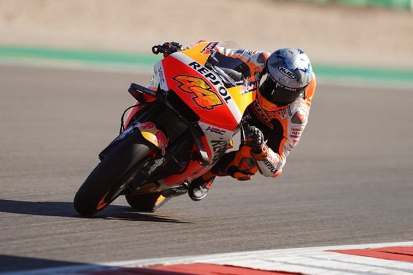 Pol Espargaro Hold Top Five on The First Day MOTO GP Field 17