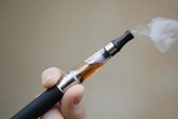 E-Cigarettes Instruct State Control Electric Cigarettes to be Legal Help Solve Problems