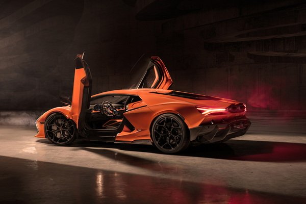 Bridgestone Develop High Performance Rubber Products For Lamborghini Revuelto