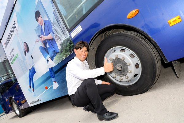 Bridgestone Provides Tires for Thai Smile Bus Electric Buses