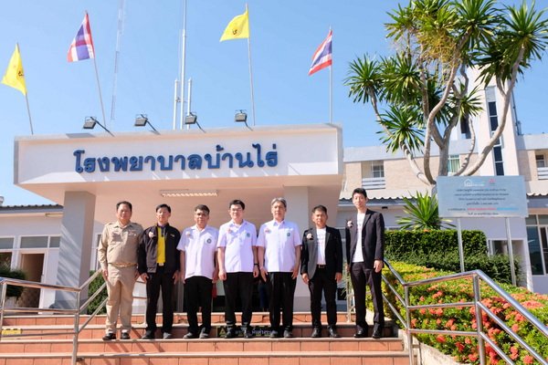 Mitsubishi Motors Thailand Hands Over Solar Panel System to Ban Rai Hospital Uthai Thani