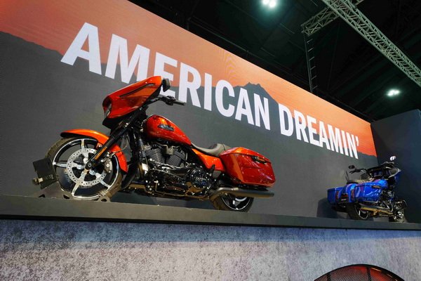 Harley-Davidson เปิดตัวรุ่นใหม่ 2024 ชูไฮไลท์ CVO™ Road Glide™ ST ราคา ...